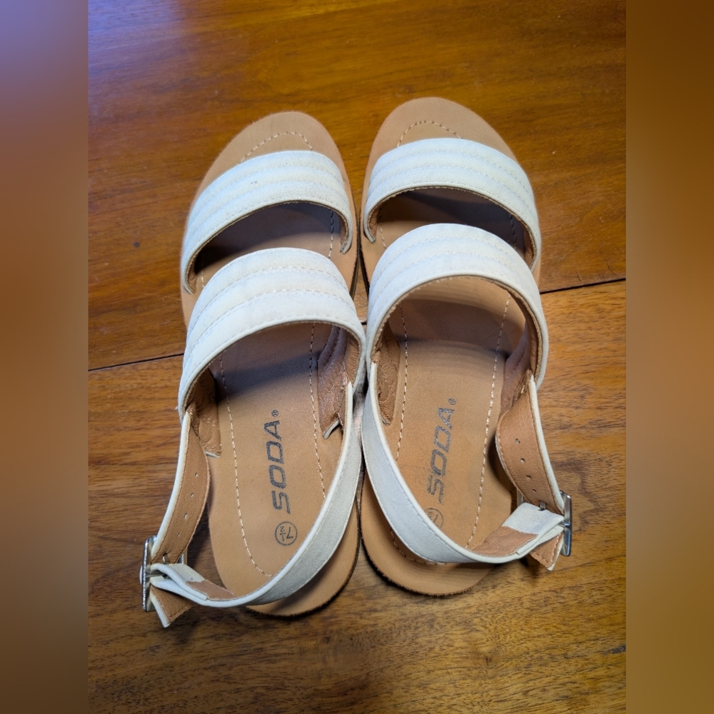 Soda Women's Sandals - Picture 5 of 11